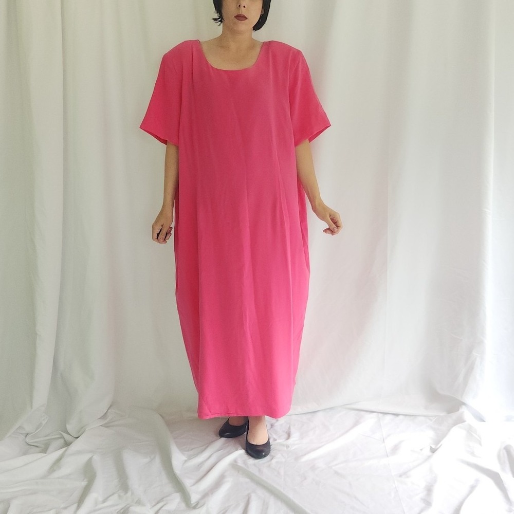 90s/00s Pink Silk Maxi Dress‎
